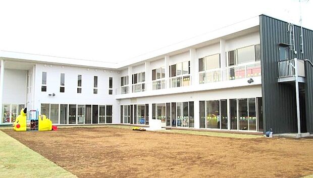 幼保連携型認定こども園ルンビニー学園（2700m）