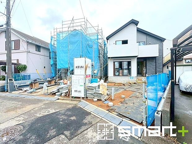 ～閑静な住宅街の立地～ ・周辺は閑静な住宅街となっておりますので、静かな暮らしをご実現いただけます。 ・前面道路の交通量も多くないので、小さなお子様がいるご家庭でもご安心ですね。 