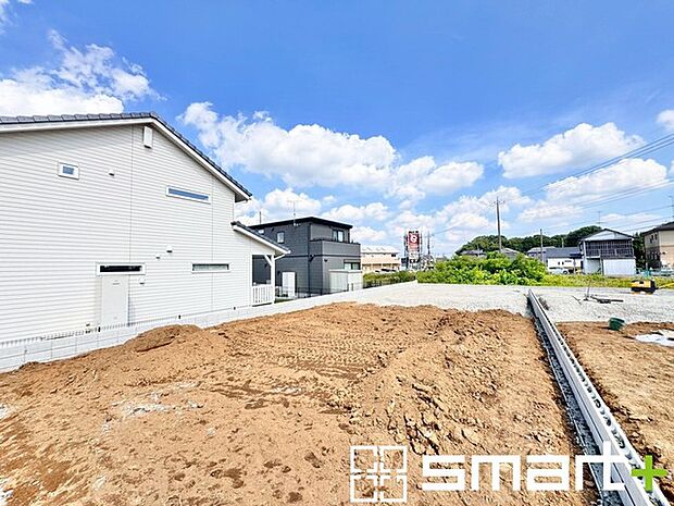 ~完成物件もご案内可能~ ・ご案内時には実際の立地に加え、同メーカー・同仕様の完成物件もご案内可能です。 ・ぜひ現地と建物をご覧いただき、具体的にイメージしてみてくださいませ。