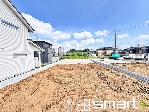 ~ご家族を守る「耐震等級3」~ ・住宅性能評価において「耐震等級3」を取得。地震に強い家であることが証明されております。 ・倒壊の恐れが低くなりますので、地震保険が半額になるメリットも。