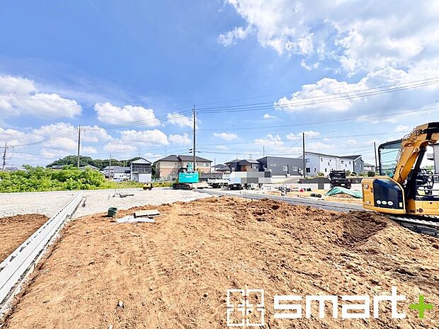～ご家族を守る「耐震等級3」～ ・住宅性能評価において「耐震等級3」を取得。地震に強い家であることが証明されております。 ・倒壊の恐れが低くなりますので、地震保険が半額になるメリットも。 