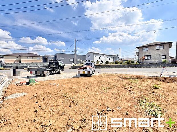 ～完成物件もご案内可能～ ・ご案内時には実際の立地に加え、同メーカー・同仕様の完成物件もご案内可能です。 ・ぜひ現地と建物をご覧いただき、具体的にイメージしてみてくださいませ。 