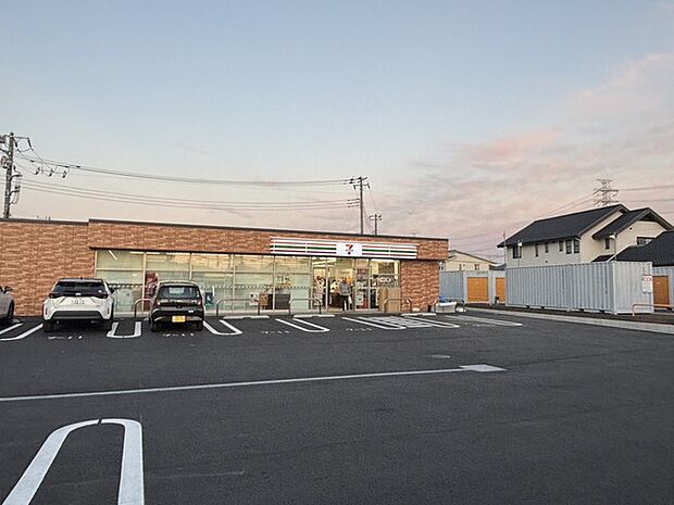 セブンイレブン　野田山崎新町店（700m）