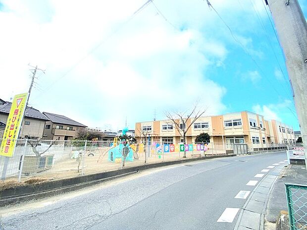 まなべすみれ幼稚園(140m)