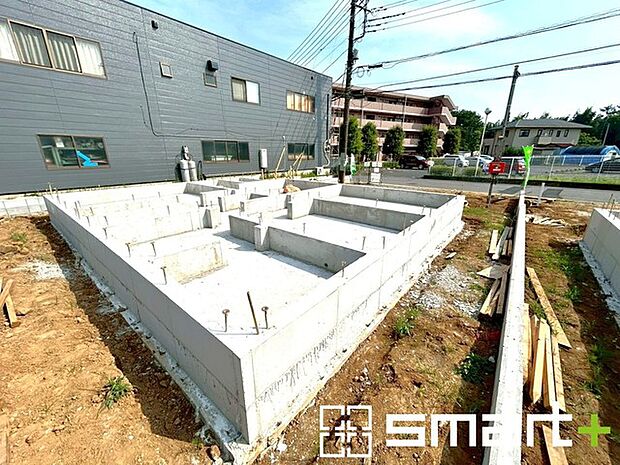 ~ご家族を守る「耐震等級3」~ ・住宅性能評価において「耐震等級3」を取得。地震に強い家であることが証明されております。 ・倒壊の恐れが低くなりますので、地震保険が半額になるメリットも。