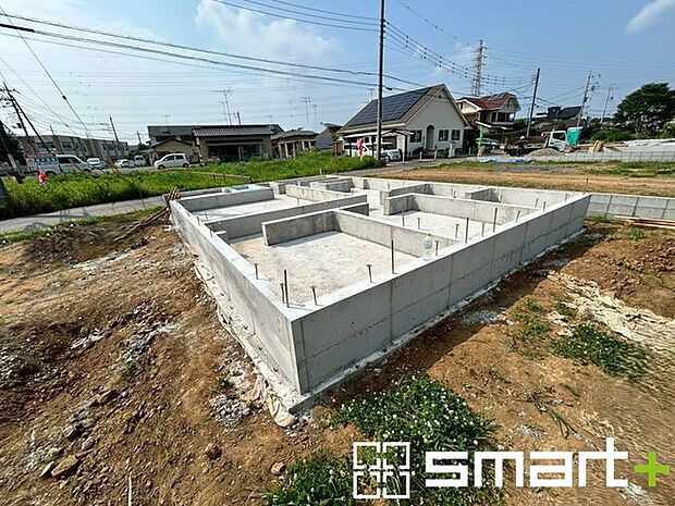 ~ご家族を守る「耐震等級3」~ ・住宅性能評価において「耐震等級3」を取得。地震に強い家であることが証明されております。 ・倒壊の恐れが低くなりますので、地震保険が半額になるメリットも。
