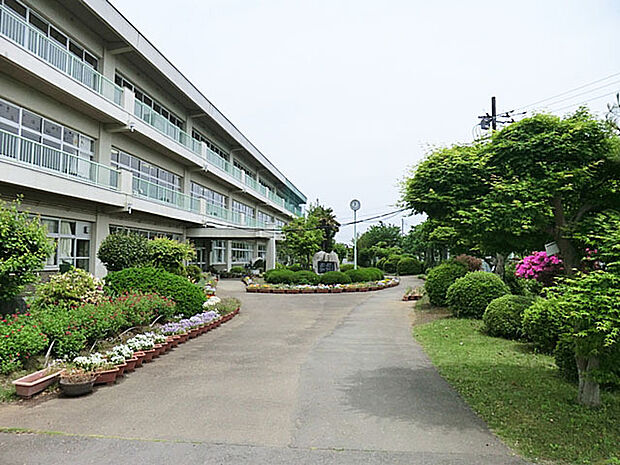 谷和原中学校(2580m)