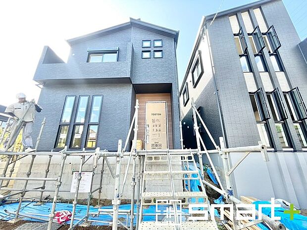 ～ご家族を守る「耐震等級3」～ ・住宅性能評価において「耐震等級3」を取得。地震に強い家であることが証明されております。 ・倒壊の恐れが低くなりますので、地震保険が半額になるメリットも。 