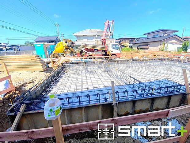 ～ご家族を守る「耐震等級3」～ ・住宅性能評価において「耐震等級3」を取得。地震に強い家であることが証明されております。 ・倒壊の恐れが低くなりますので、地震保険が半額になるメリットも。 