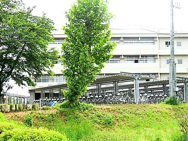 牛久第一中学校（2400m）