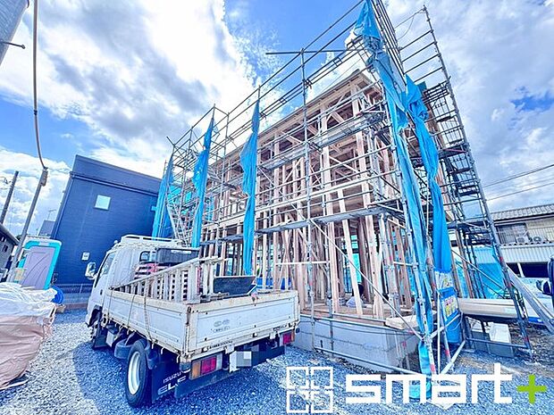 ~完成物件もご案内可能~ ・ご案内時には実際の立地に加え、同メーカー・同仕様の完成物件もご案内可能です。 ・ぜひ現地と建物をご覧いただき、具体的にイメージしてみてくださいませ。