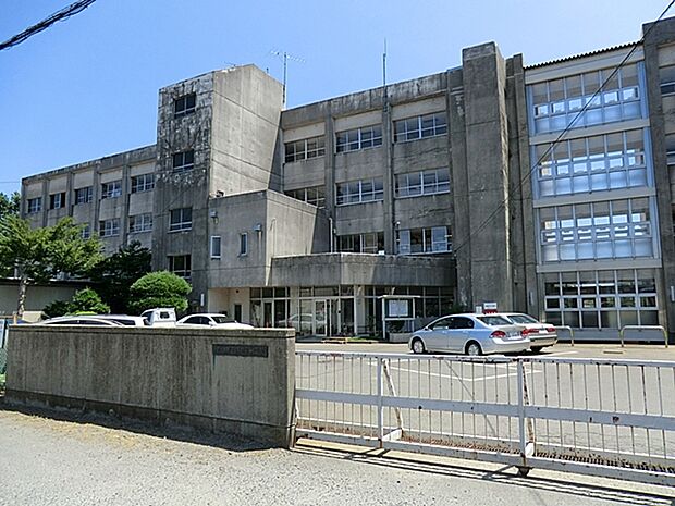 土浦第二中学校(1760m)