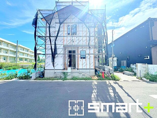 ～完成物件もご案内可能～ ・ご案内時には実際の立地に加え、同メーカー・同仕様の完成物件もご案内可能です。 ・ぜひ現地と建物をご覧いただき、具体的にイメージしてみてくださいませ。 