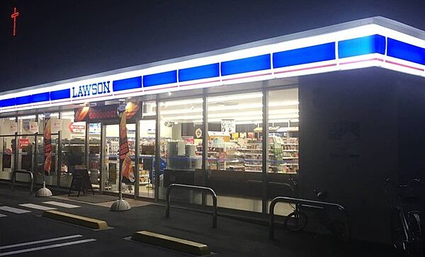 ローソン小山神鳥谷店（210m）