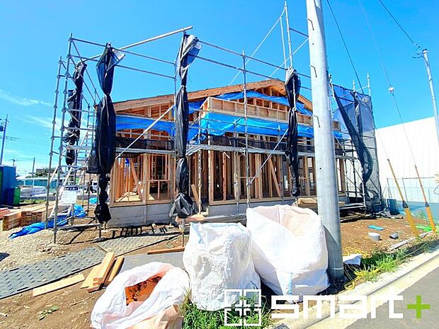 ~ご家族を守る「耐震等級3」~ ・住宅性能評価において「耐震等級3」を取得。地震に強い家であることが証明されております。 ・倒壊の恐れが低くなりますので、地震保険が半額になるメリットも。