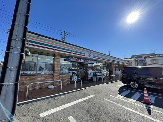 セブンイレブン北流山店(550m)