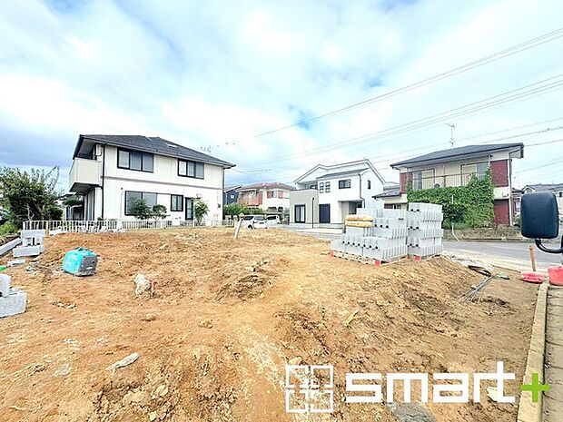 ~ご家族を守る「耐震等級3」~ ・住宅性能評価において「耐震等級3」を取得。地震に強い家であることが証明されております。 ・倒壊の恐れが低くなりますので、地震保険が半額になるメリットも。