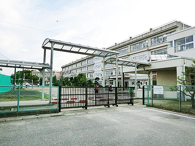 柏第三中学校(1210m)