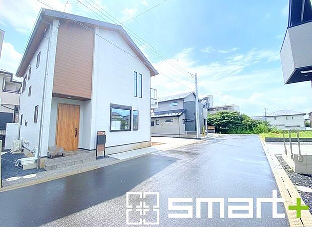 ～資金計画もお任せください～ ・ご見学はもちろん、住宅ローンなど資金面のご相談だけでもお気軽にどうぞ。 ・プロのアドバイザーがお客様にとって最適なプランをご提案させていただきます。 