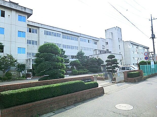 土浦第三中学校（2300m）