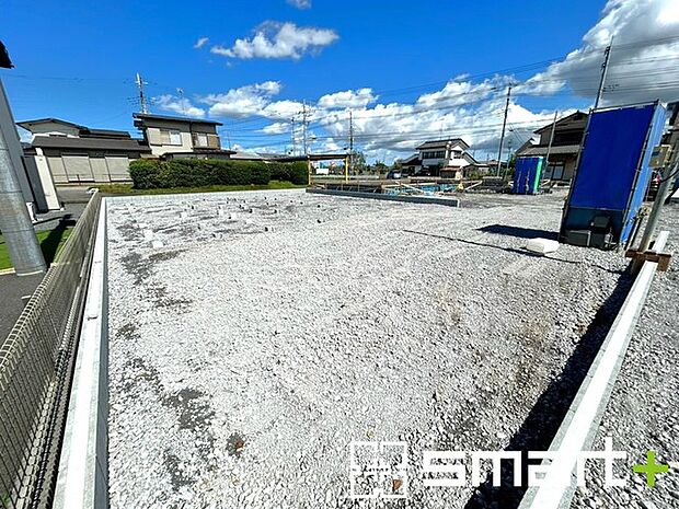 ~ご家族を守る「耐震等級3」~ ・住宅性能評価において「耐震等級3」を取得。地震に強い家であることが証明されております。 ・倒壊の恐れが低くなりますので、地震保険が半額になるメリットも。