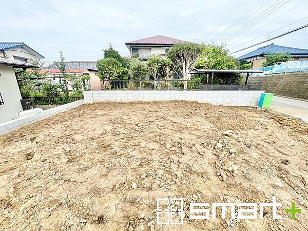 「湖北」駅まで徒歩9分の立地です。