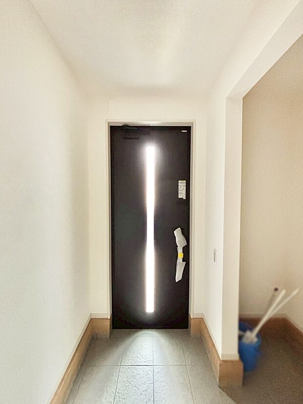 散らかりがちな玄関もスッキリの玄関収納付