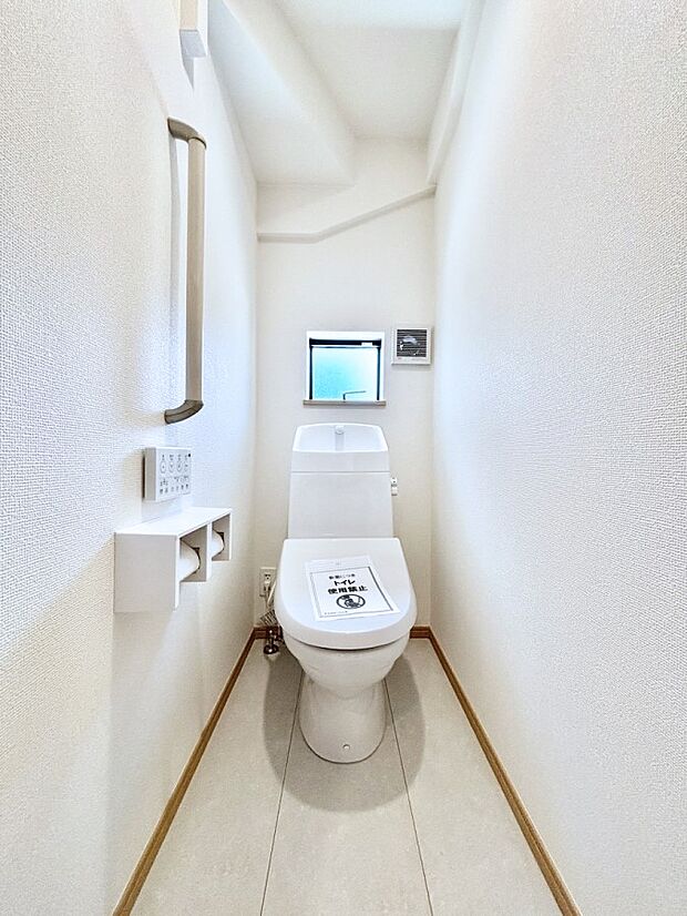 トイレは1階と2階それぞれに配置されていてとても便利です。