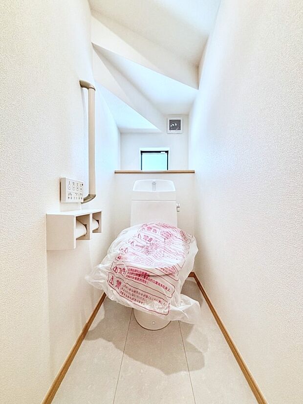 トイレは1階と2階それぞれに配置されていてとても便利です。