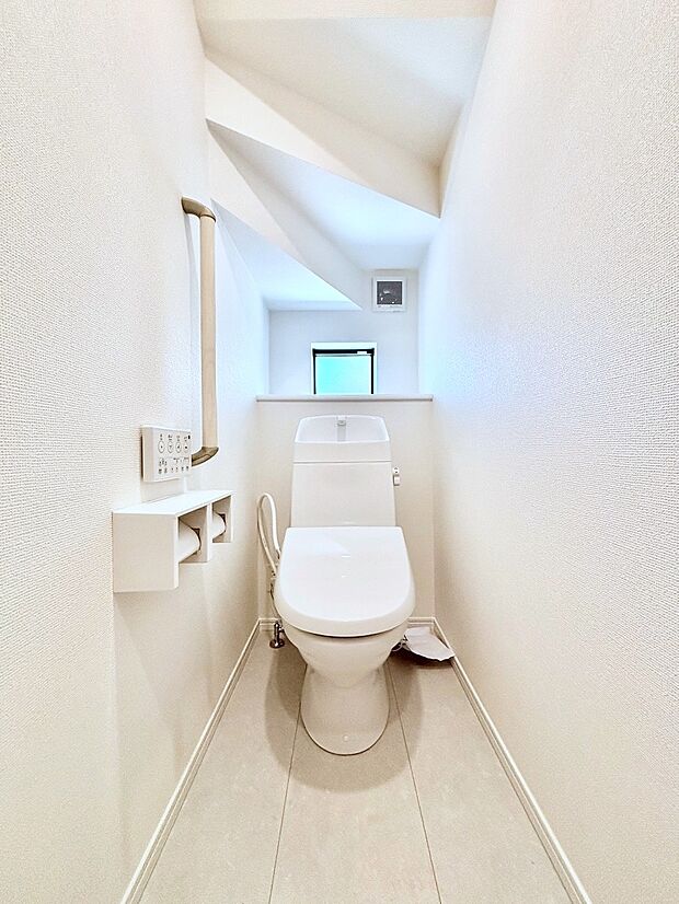 トイレは1階と2階それぞれに配置されていてとても便利です。
