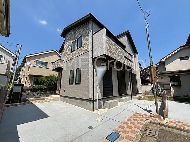 たっぷりの陽光と心地よい風が舞い込む住まい