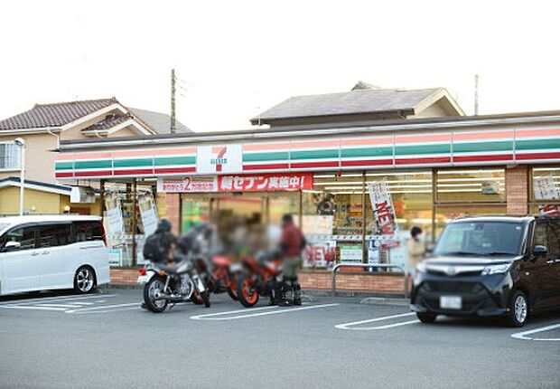 コンビニ 300m セブン-イレブン 小平新小金井街道店