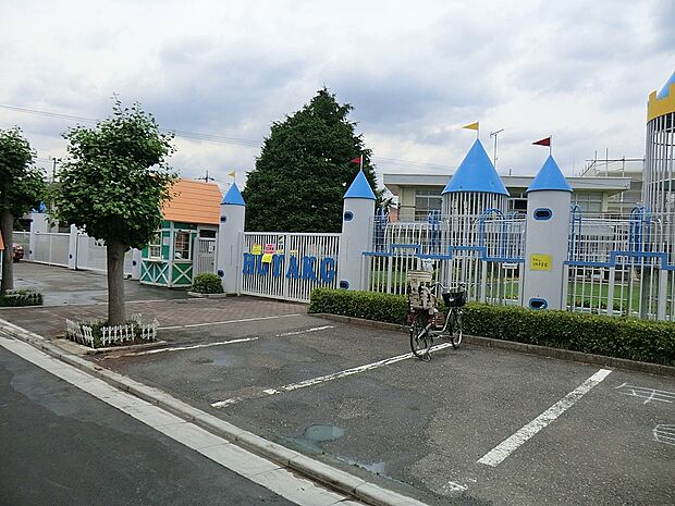 幼稚園・保育園 900m ほうや幼稚園