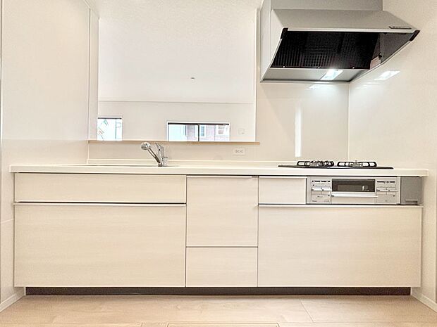 料理をしながらでもご家族との会話を楽しめる対面キッチン