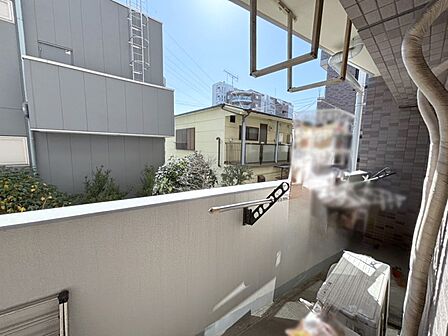 心地よい風を感じながらお洗濯物が干せそうです