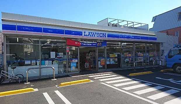 コンビニ 500m ローソン 西東京中町二丁目店