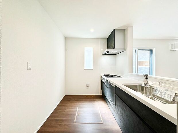 毎日使うキッチンだから、使いやすさ&お手入れのしやすさにこだわりました。