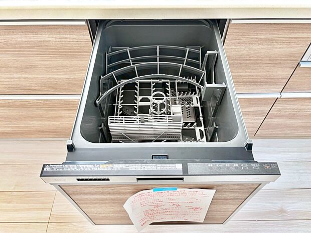 面倒なお片づけは食洗機にお任せ!家事の負担が減って、時間にも気持ちにもゆとりができます。
