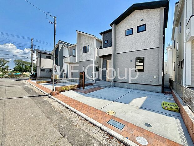 たっぷりの陽光と開放感に包まれる明るい住まい