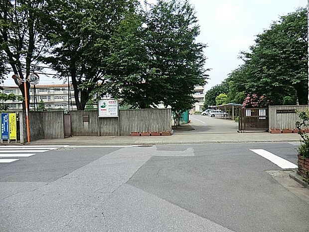 中学校 1630m 朝霞市立第四中学校