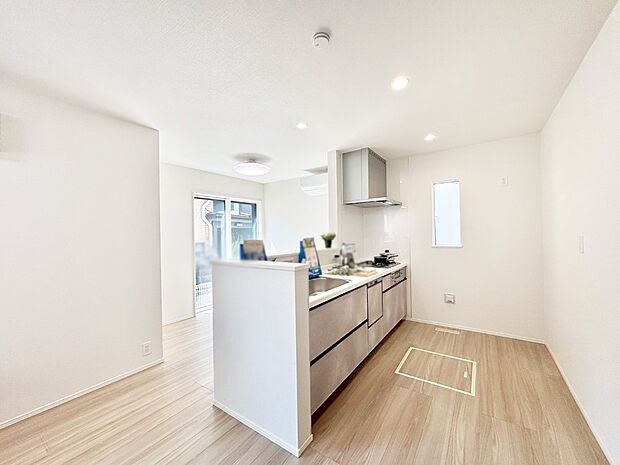 カウンター越しにお話しをしながら毎日のお料理をもっと楽しく