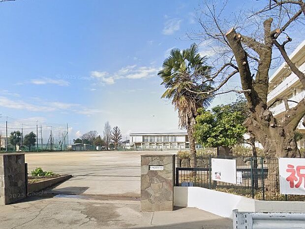 中学校 2300m 所沢市立南陵中学校