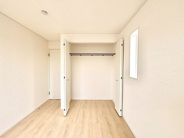 たっぷりの収納スペースで快適に暮らせそう