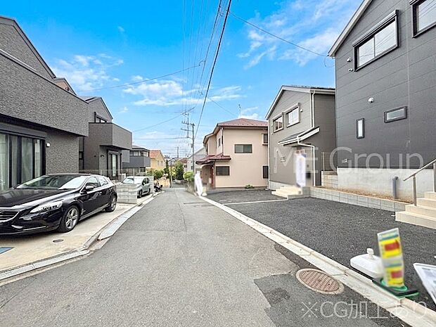 前面道路はきちんと整備されています
