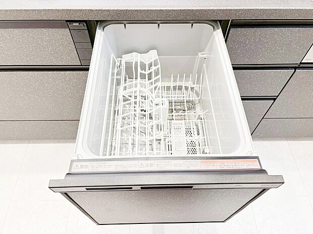 面倒なお片づけは食洗機にお任せ!家事の負担が減って、時間にも気持ちにもゆとりができます。