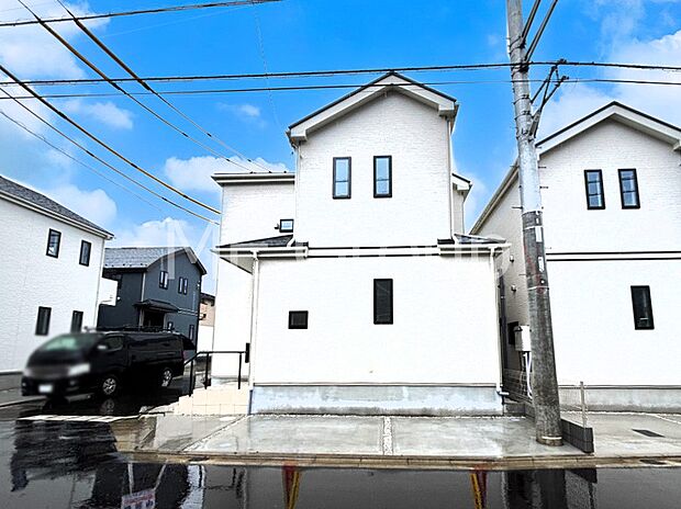 洗練された外観、上質な住空間が広がる室内は永く安心して過ごせる住居です。