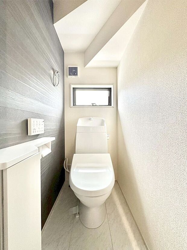 トイレは1階と2階それぞれに配置されていてとても便利です。