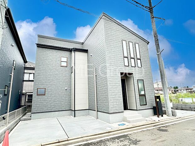 たっぷりの陽光と心地よい風が舞い込む住まい