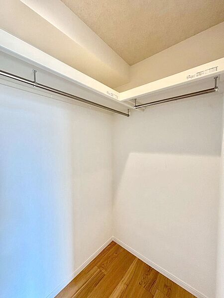 ウォークインクローゼットのある住まいでスッキリ快適な生活を