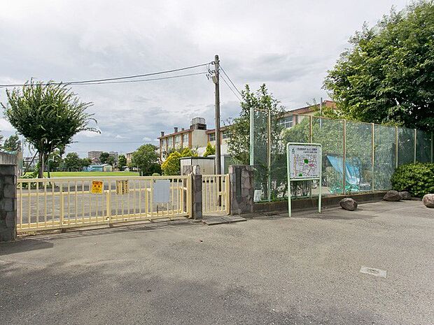 小学校 400m 小金井市立前原小学校